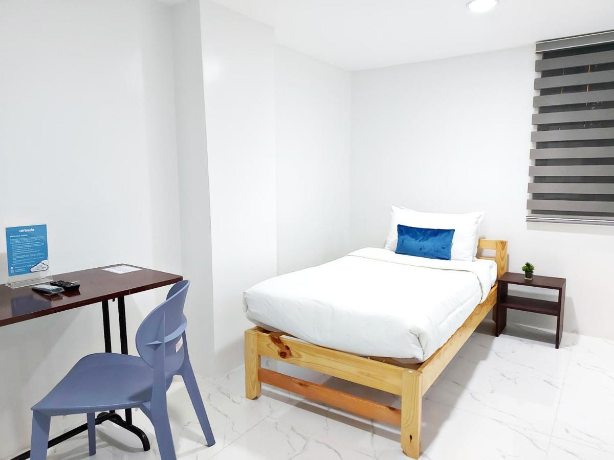 Hotel Airobedz Bgc - Near Uptown Manila Exterior foto